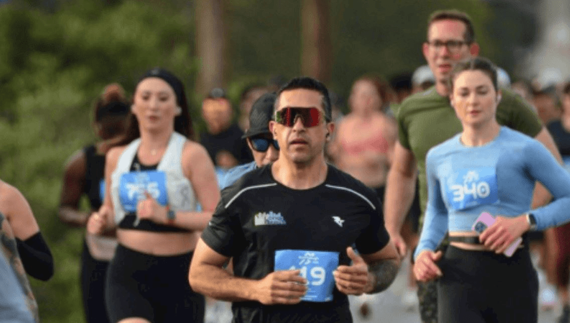 RunThrough USA runners